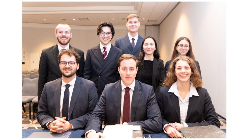 Bochumer Team der Völkerrechts-Weltmeisterschaft